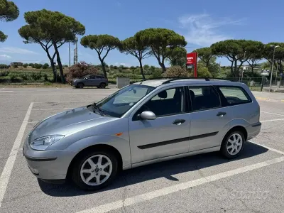 Usata Ford Focus 90 CV (66 kW) 2002 Bluazzurro Station wagon