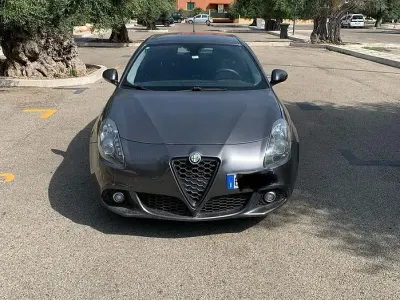 Usata Alfa Romeo Giulietta Progression 105 CV (77 kW) 2014 Grigio Utilitaria
