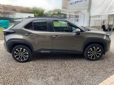 Usata Toyota Yaris Cross Trend 92 CV (67 kW) 2023 Bronzo SUV