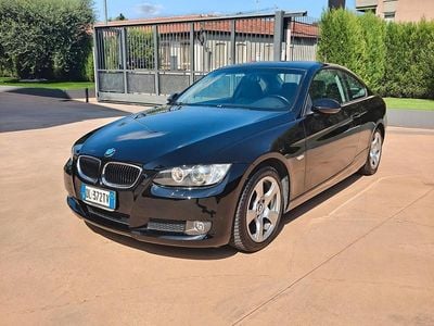 Usata BMW 320 177 CV (130 kW) 2008 Nero Coupé