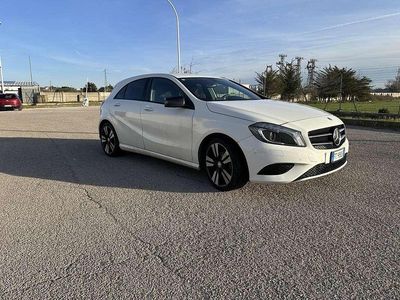 Usata Mercedes A180 Night 109 CV (80 kW) 2013 Berlina