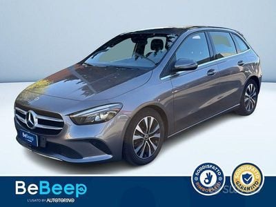 Usata Mercedes B180 Business 116 CV (85 kW) 2021 Grigio metallizzato Monovolume