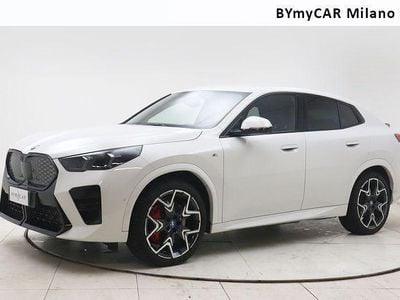 Gebraucht BMW iX2 M Sport 229 kW (312 PS) 2024 Weiß SUV