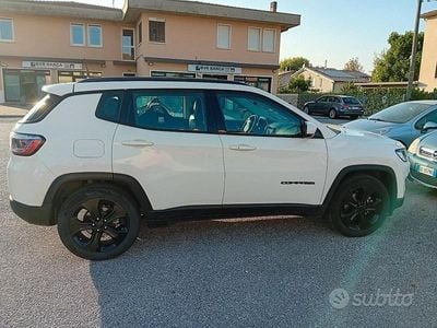Usata Jeep Compass Night Eagle 140 CV (102 kW) 2020 Bianco SUV