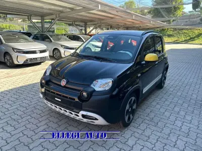 Nuova Fiat Panda Cross Cross 69 CV (50 kW) 2026 Nero Utilitaria