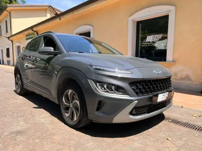 Usata Hyundai Kona 105 CV (77 kW) 2023 Grigio SUV