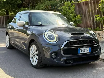 Usata Mini Cooper S 192 CV (141 kW) 2020 Grigio Utilitaria