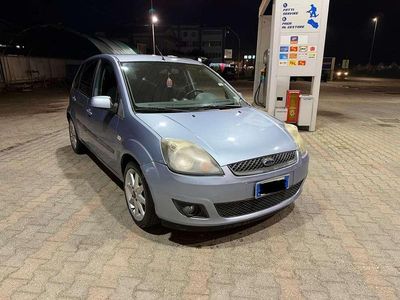 Usata Ford Fiesta Zetec 75 CV (55 kW) 2006 Utilitaria