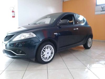 usata Lancia Ypsilon 1.2 Gold ecochic Gpl 69cv