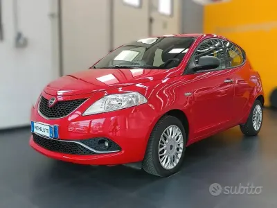 Usata Lancia Ypsilon Silver 95 CV (69 kW) 2017 Utilitaria