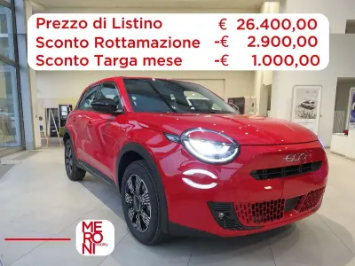 Nuova Fiat 600 Pop 110 CV (80 kW) 2026 Rosso SUV