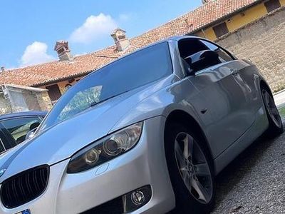 usata BMW 320 Cabriolet 320d cat Cabrio Futura