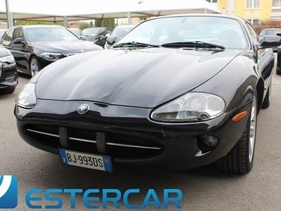 Usata Jaguar XK8 284 CV (208 kW) 2000 Nero metallizzato Coupé