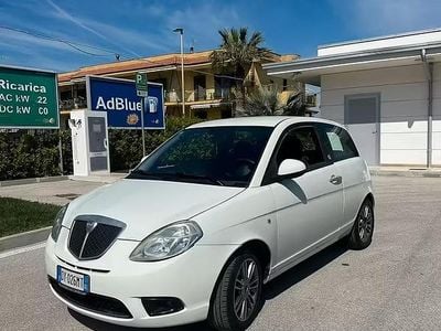 Usata Lancia Ypsilon 77 CV (56 kW) 2010 Utilitaria