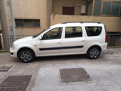Usata Dacia Logan MCV 90 CV (66 kW) 2013 Bianco Berlina