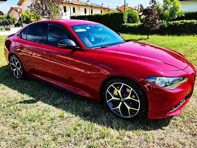 Usata Alfa Romeo Giulia Business 180 CV (132 kW) 2017 Rosso Berlina