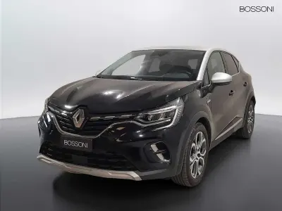 Usata Renault Captur Techno 143 CV (105 kW) 2024 Grigio SUV