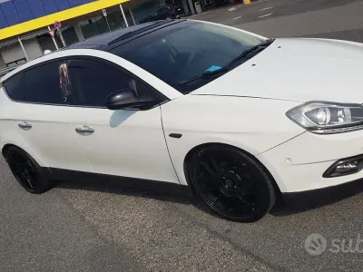 Usata Lancia Delta 120 CV (88 kW) 2010 Bianco Utilitaria