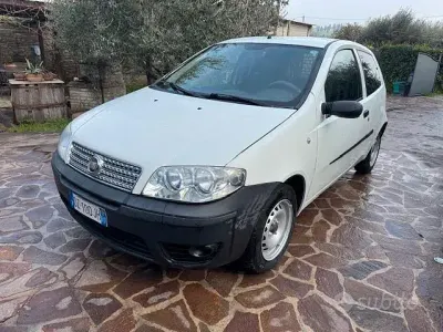 Usata Fiat Punto 2010 Bianco Utilitaria