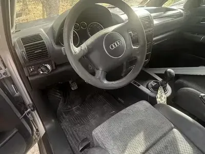 Usata Audi A2 75 CV (55 kW) 2004 Grigio Utilitaria