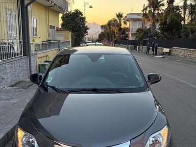 Usata Lancia Ypsilon 95 CV (69 kW) 2012 Grigio Utilitaria
