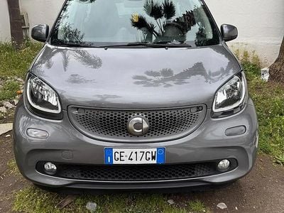 Usata Smart ForFour Passion 70 CV (51 kW) 2016 Grigio Utilitaria