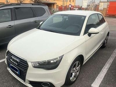 Usata Audi A1 Attraction 86 CV (63 kW) 2011 Bianco Utilitaria