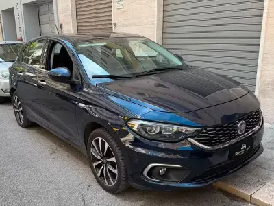 Usata Fiat Tipo 95 CV (69 kW) 2019 Bluazzurro Berlina
