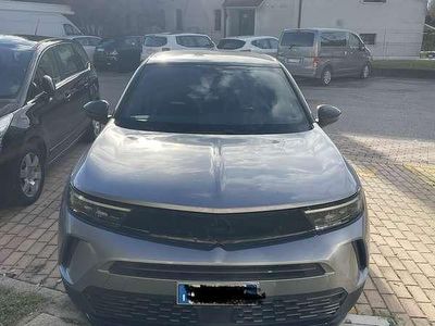 Usata Opel Mokka 131 CV (96 kW) 2024 Grigio SUV