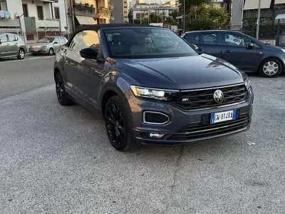 Usata VW T-Roc R-line 150 CV (110 kW) 2022 Grigio SUV