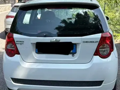 Usata Chevrolet Aveo 84 CV (61 kW) 2009 Bianco Utilitaria