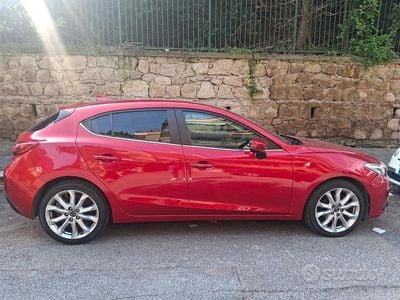 Usata Mazda 3 Evolve 105 CV (77 kW) 2016 Rosso Berlina