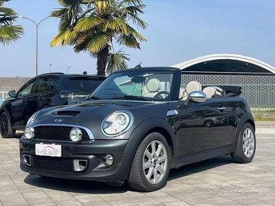 Begagnad Mini Cooper SD Hype 143 HK (105 kW) 2015 Grå Halvkombi