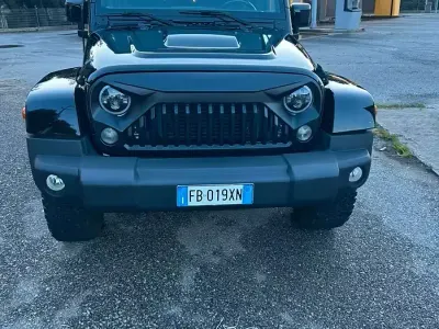Usata Jeep Wrangler Sahara 177 CV (130 kW) 2015 SUV