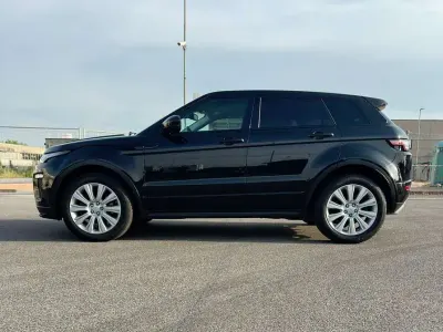 Usata Land Rover Range Rover evoque Dynamic 150 CV (110 kW) 2015 Nero SUV