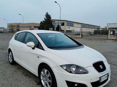 Usata Seat Leon Reference 105 CV (77 kW) 2011 Bianco Utilitaria