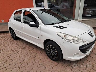 Usata Peugeot 206 60 CV (44 kW) 2012 Bianco Berlina