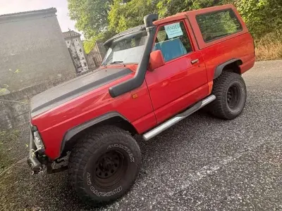 Usata Nissan Patrol 116 CV (85 kW) 1990 Rosso SUV