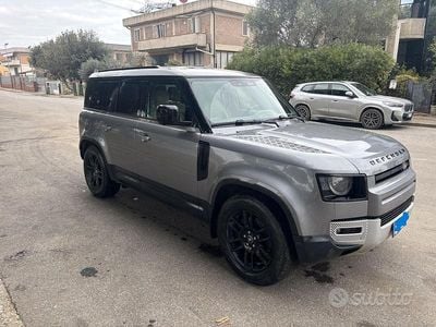 Usata Land Rover Defender 240 CV (176 kW) 2022 Grigio SUV