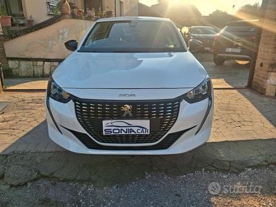 Usata Peugeot 208 Active 100 CV (73 kW) 2021 Bianco Utilitaria