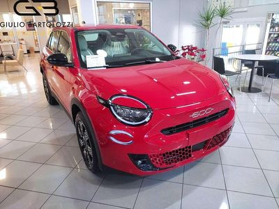 Nuova Fiat 600 Icon 110 CV (80 kW) 2025 Rosso SUV