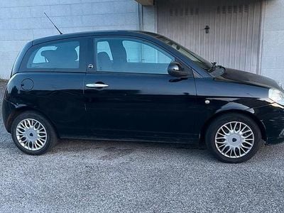 Usata Lancia Ypsilon 80 CV (58 kW) 2010 Nero Utilitaria