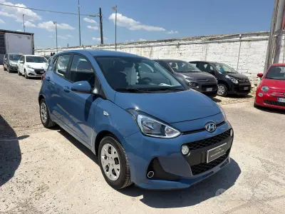 Usata Hyundai i10 67 CV (49 kW) 2017 Bluazzurro Utilitaria