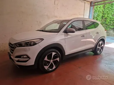 Gebraucht Hyundai Tucson Edition 141 PS (103 kW) 2017 Weiß SUV