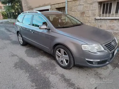 Usata VW Passat 140 CV (102 kW) 2006 Grigio Station wagon