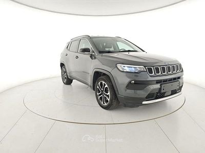 Begagnad Jeep Compass Limited 190 HK (139 kW) 2022 Grå SUV