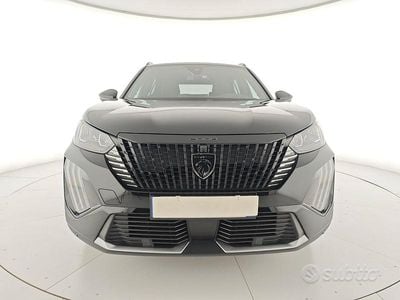 Usata Peugeot 2008 Allure 101 CV (74 kW) 2025 Nero SUV