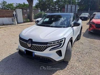 Usata Renault Austral Techno 131 CV (96 kW) 2023 Bianco SUV
