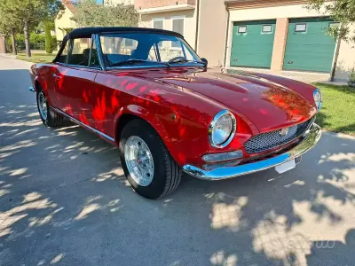 Usata Fiat 124 Spider 110 CV (80 kW) 1970 Rosso Cabrio