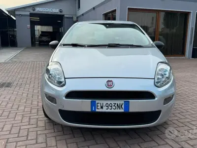 Usata Fiat Punto Street 69 CV (50 kW) 2014 Grigio Utilitaria